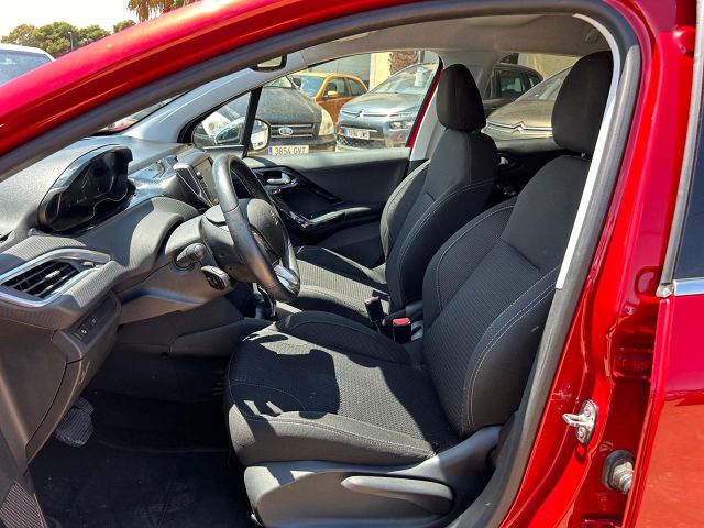 PEUGEOT 208 1.2 E-THP TECH EDITION AUTO SPANISH LHD IN SPAIN 16000 MILES 2019